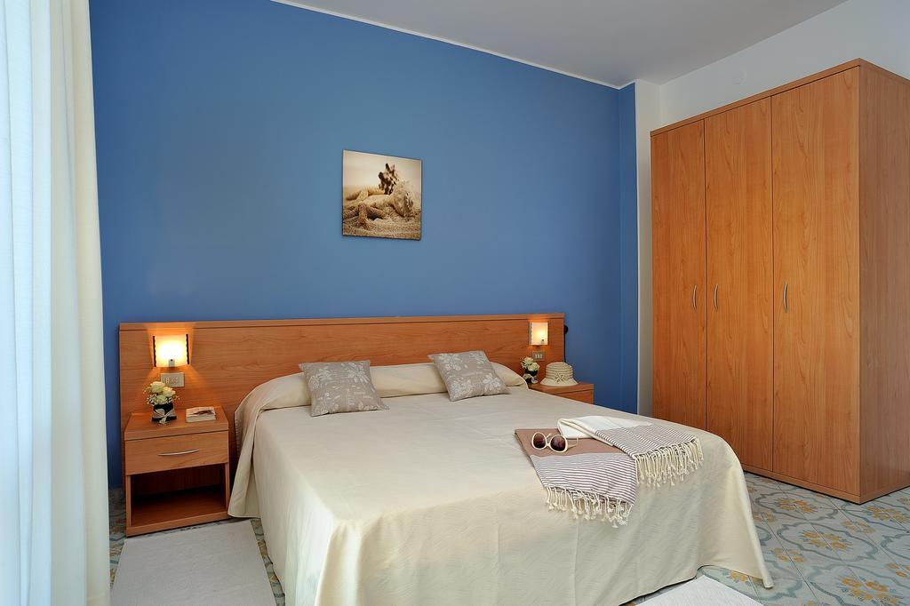 דיאנו מרינה Raffy Family & Bike Hotel חדר תמונה