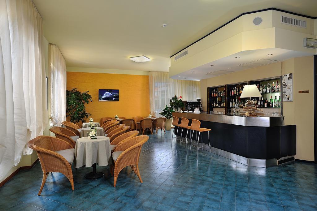 דיאנו מרינה Raffy Family & Bike Hotel מראה חיצוני תמונה